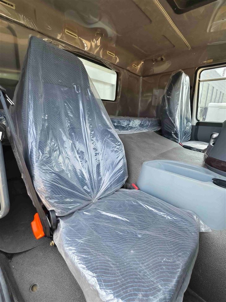HOWO Truck Driver Seat with Original Protective Plastic Cover