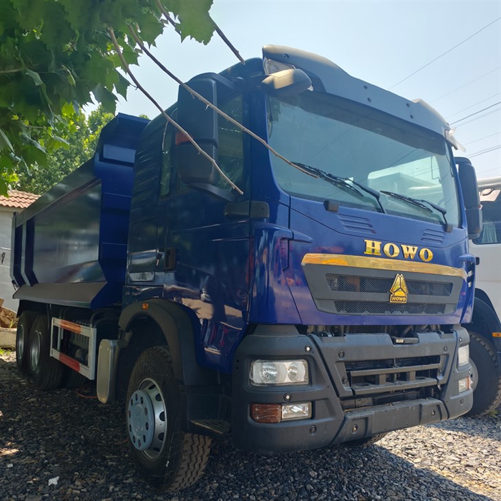6x4 Off-Road Strong Chassis Tipper - HOWO Dump Truck