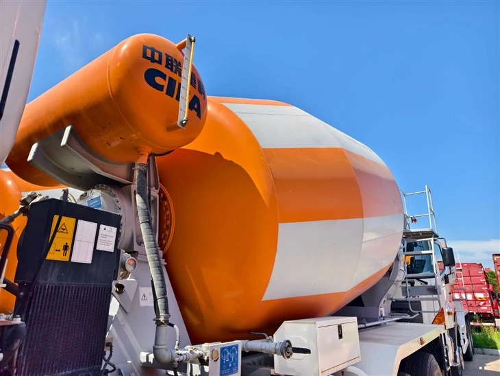 White-HINO-700-6X4-Concrete-Truck-Mixer-Drum-Front-Detail