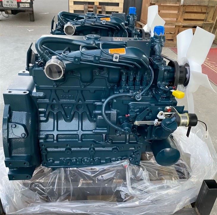 Kubota V2203 4-Cylinder Water Cooled Diesel Complete Engine factory