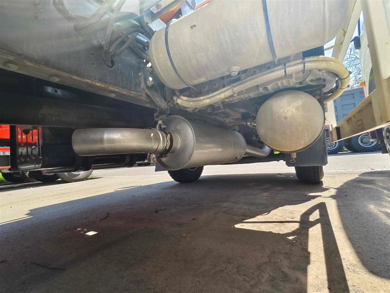 White-HINO-700-6X4-Concrete-Truck-Mixer-Exhaust-System-Bottom-View White-HINO-700-6X4-Concrete-Truck-Mixer-Exhaust-System-Bottom-View
