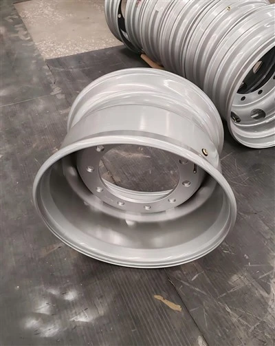 Customized 13.00-22.5 Truck Wheel Rim