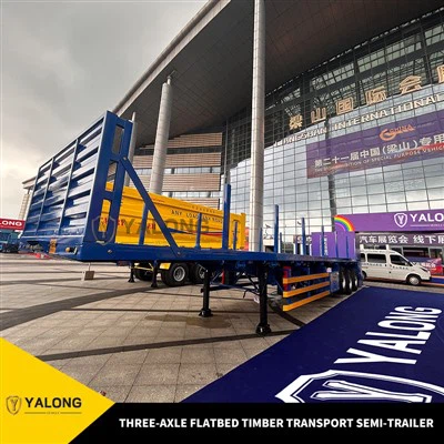 Three-axle Flatbed Timber Transport Semi-trailer